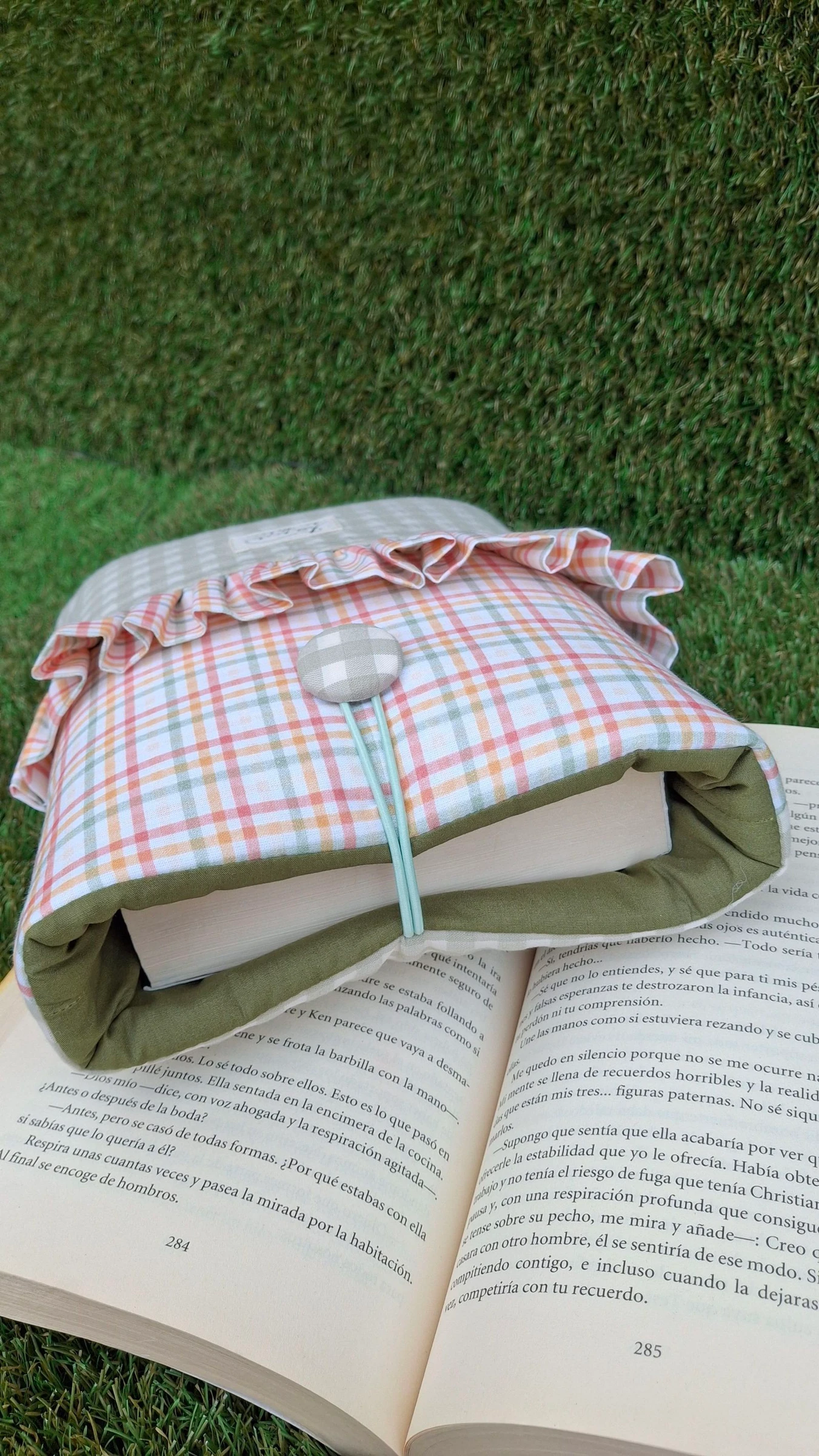 Célula para livro acolchoada feita à mão – photo 3